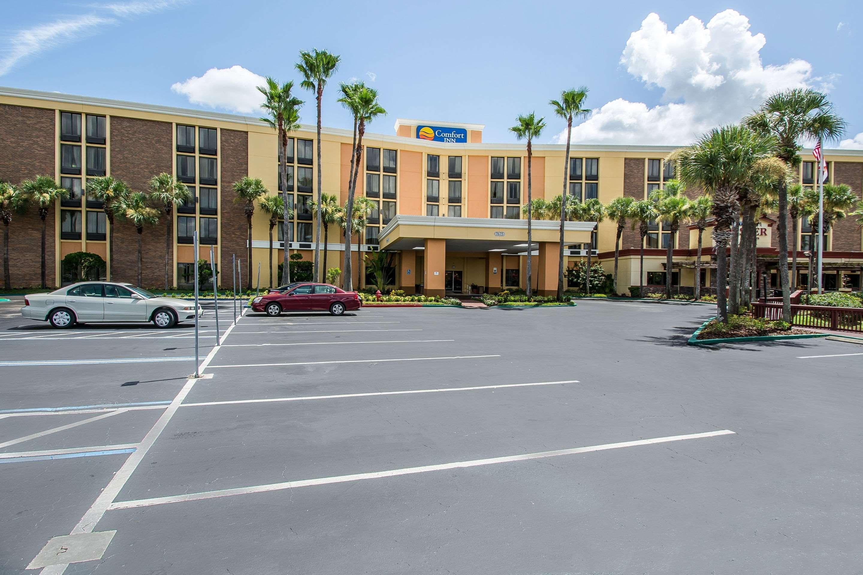 Comfort Inn & Suites Kissimmee By The Parks Four Corners Exteriör bild