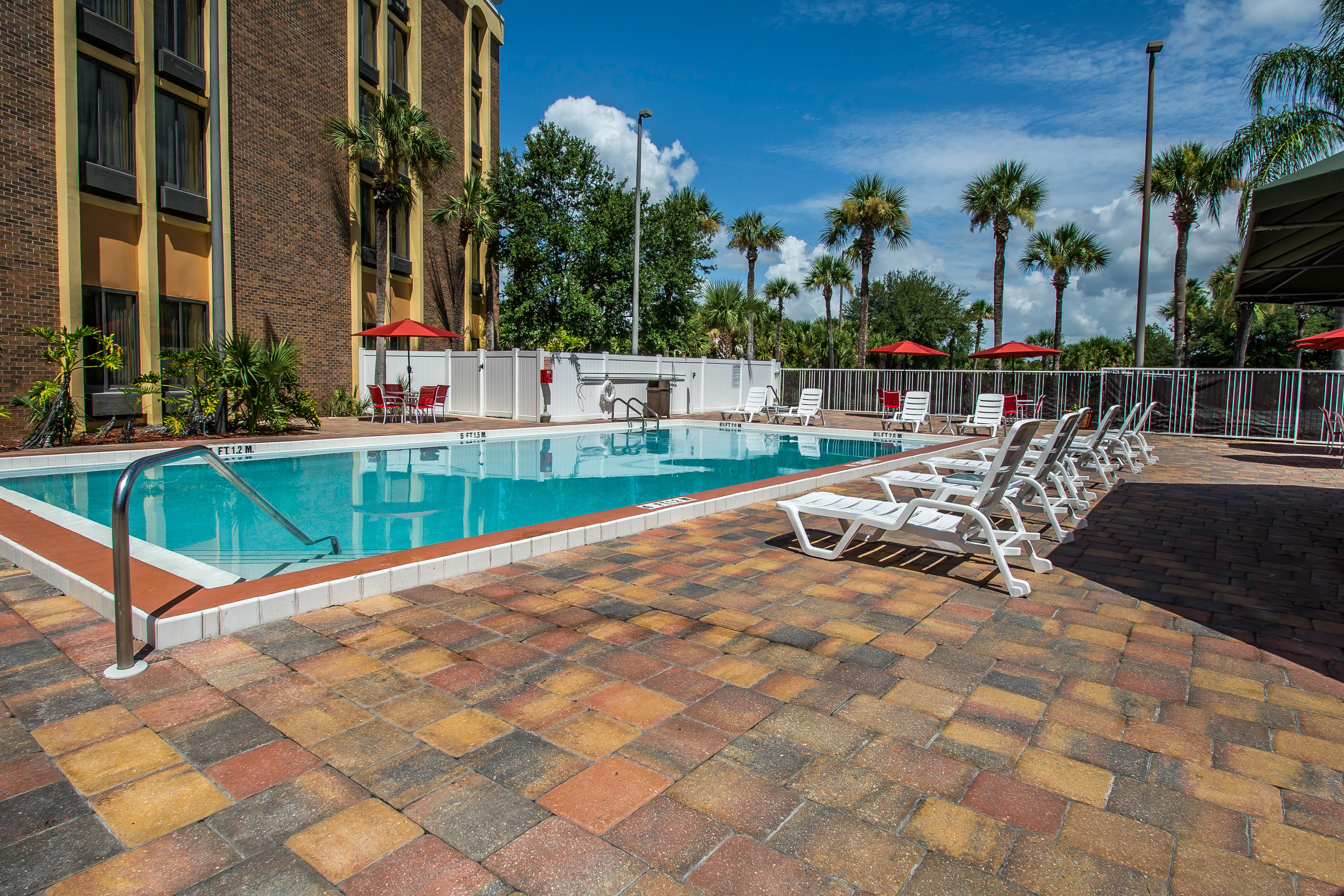 Comfort Inn & Suites Kissimmee By The Parks Four Corners Exteriör bild