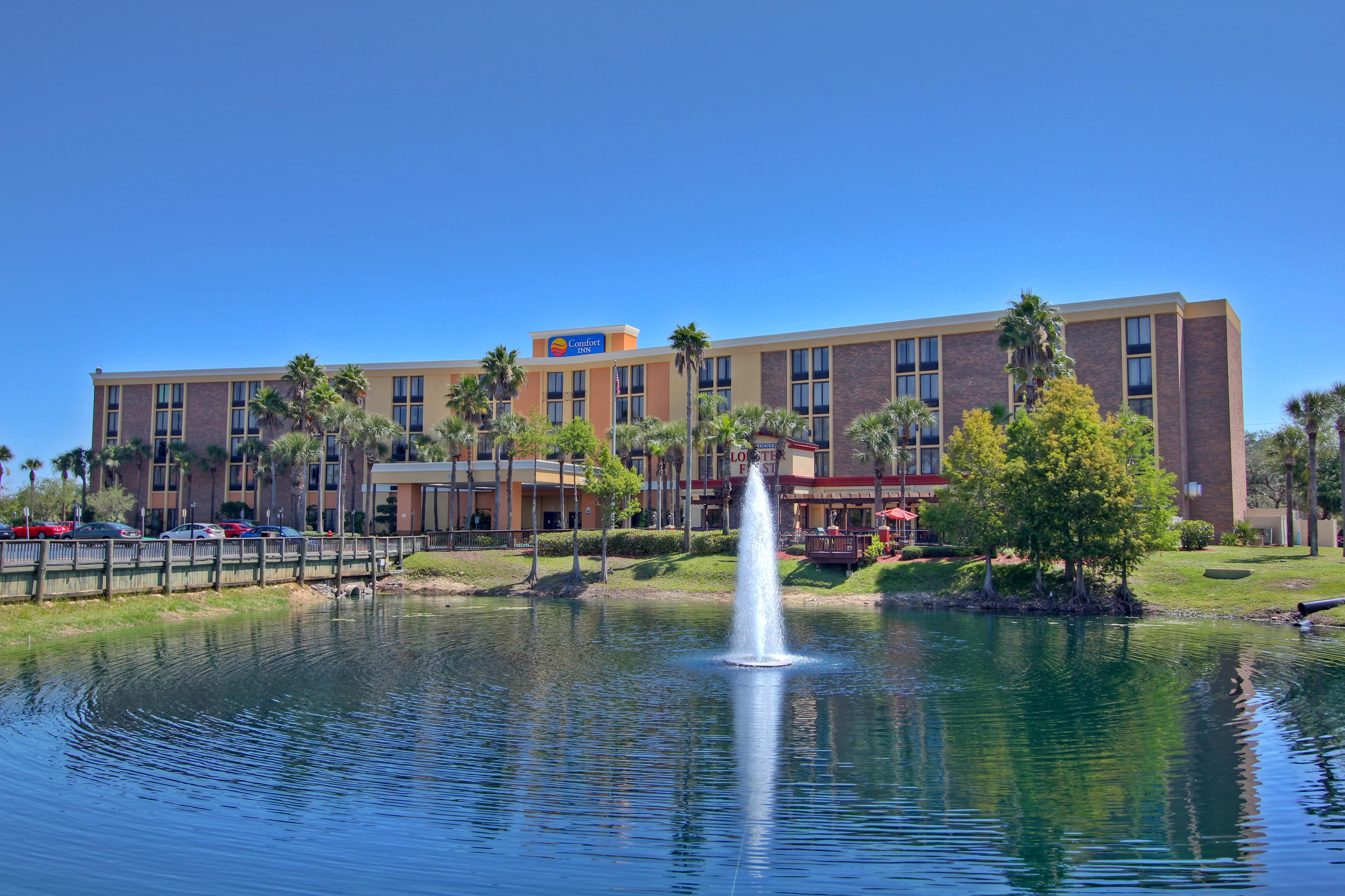 Comfort Inn & Suites Kissimmee By The Parks Four Corners Exteriör bild